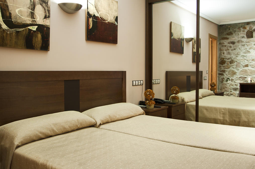Hotel Restaurante Casa Pipo Tuña Екстериор снимка