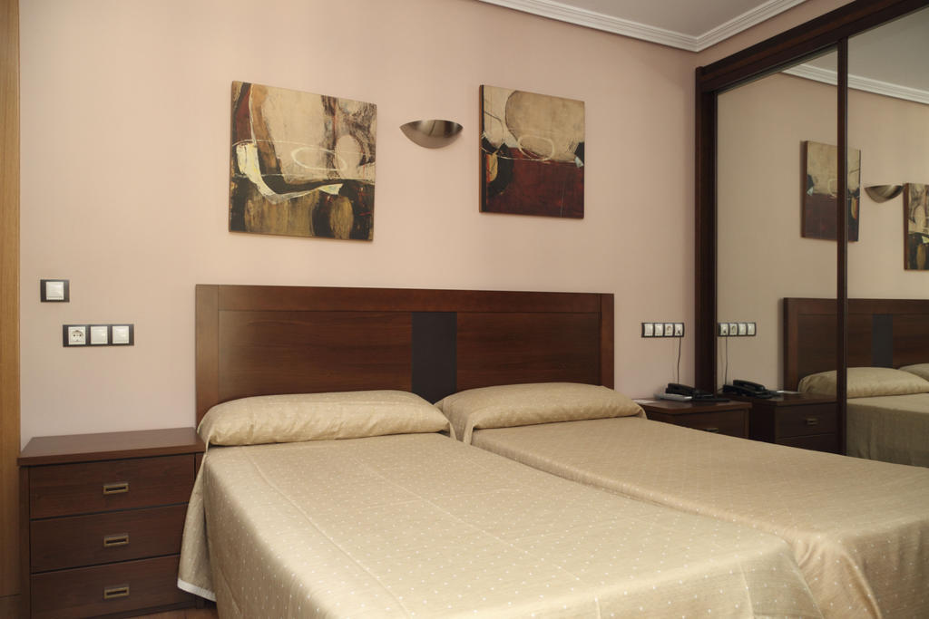 Hotel Restaurante Casa Pipo Tuña Екстериор снимка