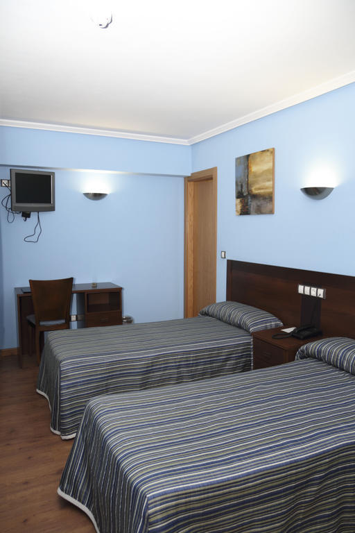 Hotel Restaurante Casa Pipo Tuña Стая снимка