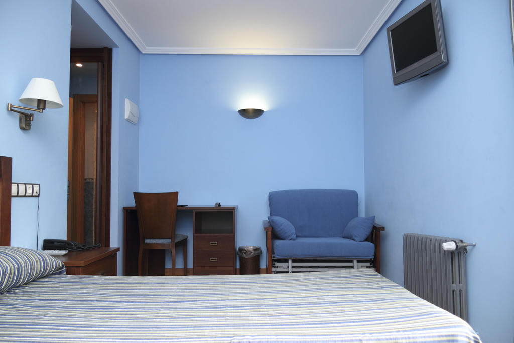 Hotel Restaurante Casa Pipo Tuña Екстериор снимка